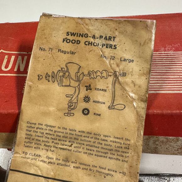 Universal No. 1 Food & Meat Chopper Grinder Complete in Box with Instructions - Picture 5 of 6